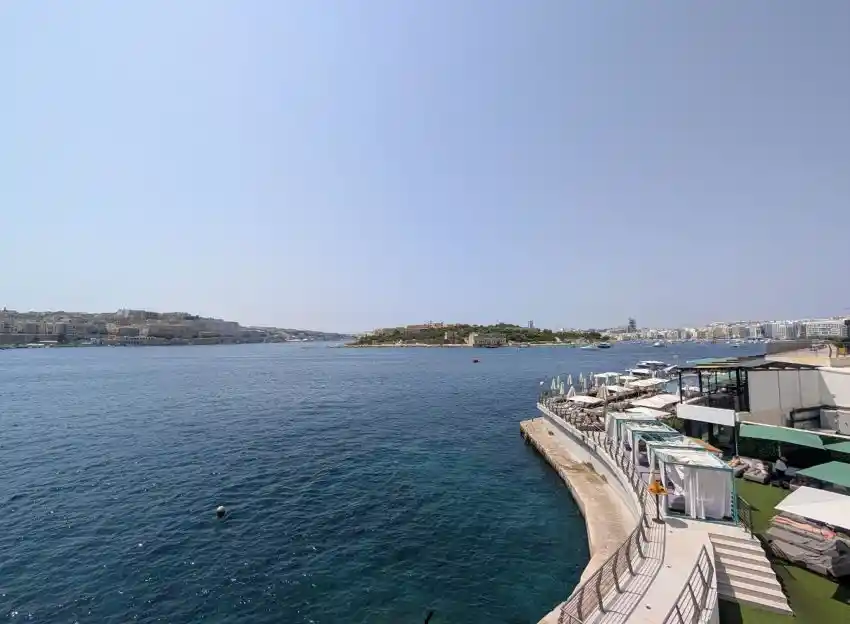 The promenade on the Gżira side overlooking Manoel Island