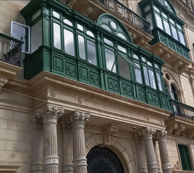 Holiday Rentals in Malta – How to Choose the Right Apartment (Areas, Platforms, Checklist)