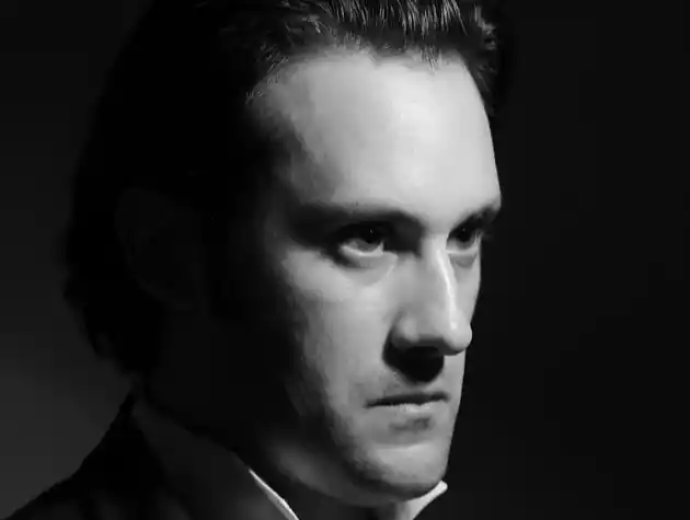 Ken Scicluna performing in Wartime Songs and Nostalgia in Valletta in 2026